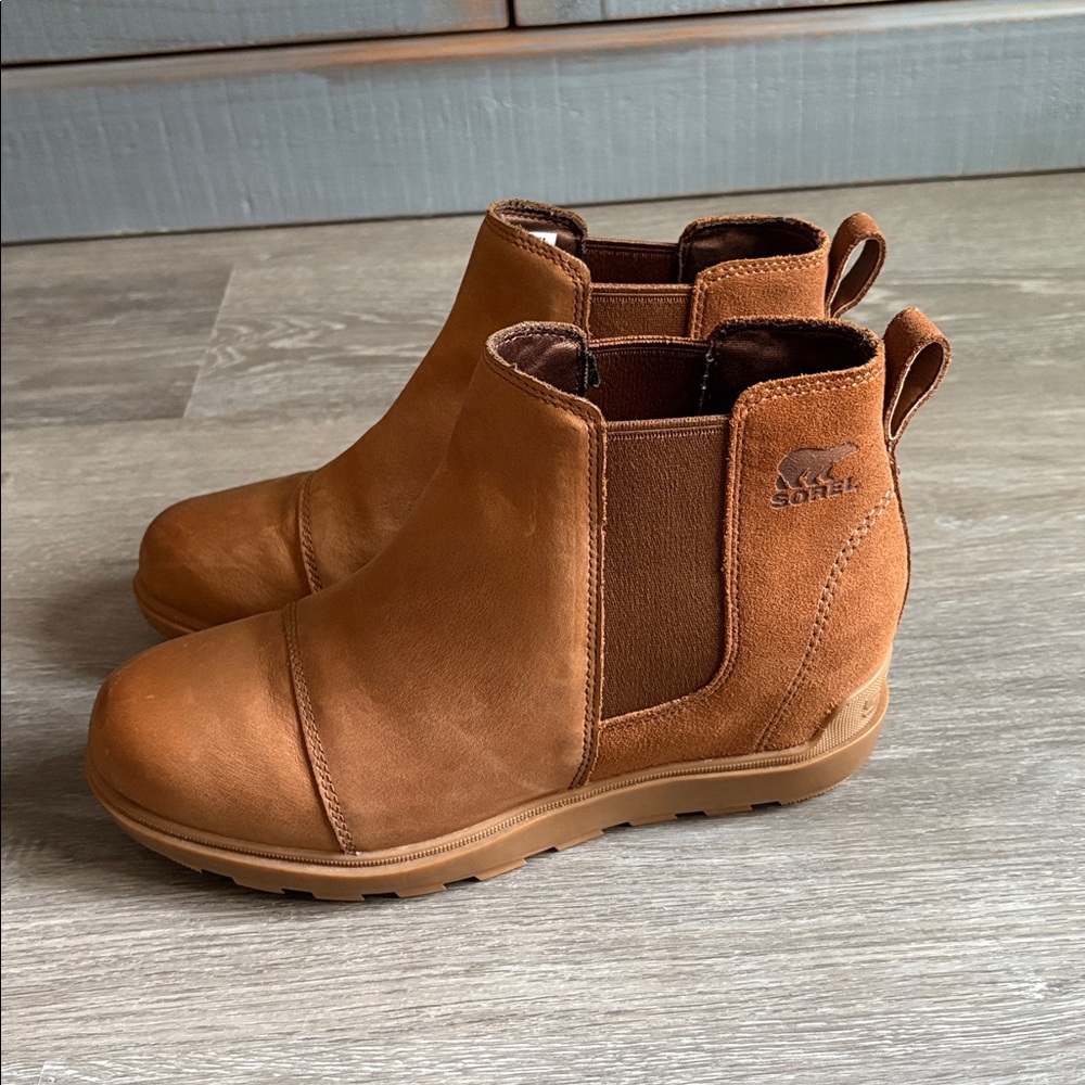 Sorel Women's Tan Ankle Boots - Picture 2 of 7